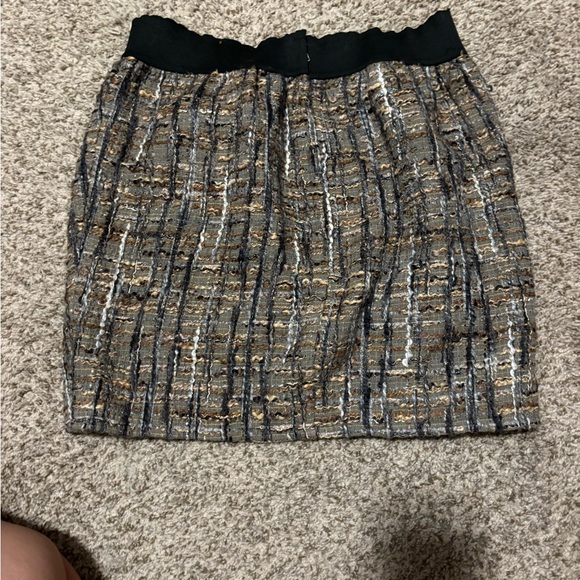 Dolce & Gabbana Tweed Pattern Mini Skirt
Women’s Size: XS | US2, IT38 - Picture 2 of 4